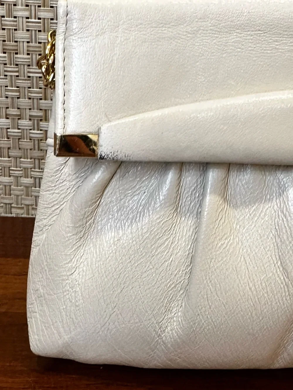VTG 1970s Ivory Ruched Convertible Envelope Evening Clutch Gold Tone Chain